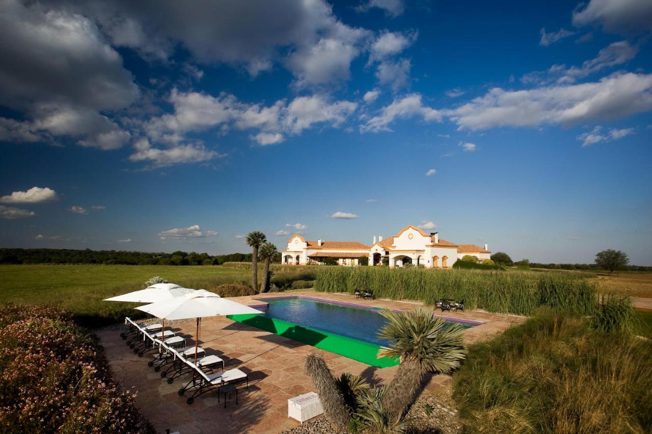 El Colibri - Relais & Chateaux Santa Catalina  Buitenkant foto